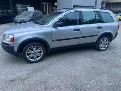 Volvo XC90 AWD T con GPL usata Bologna
