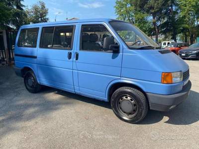 Volkswagen Transporter TD cat Caravelle GL usata Bologna