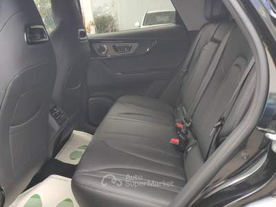 Omoda 5 Premium 1.5 Hybrid/Benz 224 CV C. Automatico Bianco usata MONOPOLI