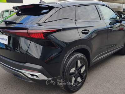 Omoda 5 Premium 1.5 Hybrid/Benz 224 CV C. Automatico Bianco usata MONOPOLI