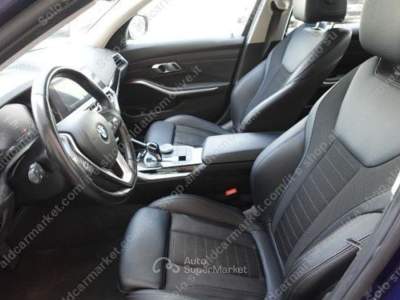 BMW Serie 3 320i 320i Automatic Sport Blu/Azzurro usata Lucugnano