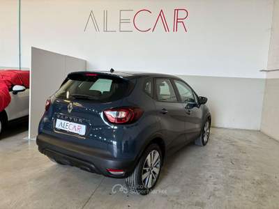 Renault Captur Captur 0.9 tce Life 90cv E6d Grigio usata MONTIRONE