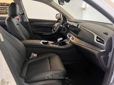 DFSK Glory 600 Glory 600 1.5 cvt 177cv 7 posti Bianco usata MONTIRONE