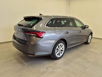 Skoda Octavia 2.0 TDI EVO SCR DSG Wagon Executive N1 Autocarro usata Liscate