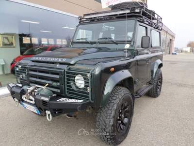 Land Rover Defender 90 2.4 TD4 3 Porte Verde usata Scandiano