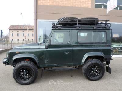 Land Rover Defender 90 2.4 TD4 3 Porte Verde usata Scandiano