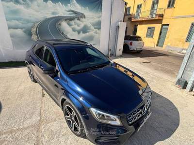 Mercedes-Benz GLA Mercedes Gla 220 d Premium auto Blu/Azzurro usata Olbia
