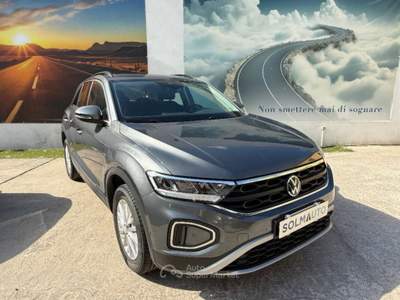 Volkswagen T-Roc Volkswagen T-roc 1.0 tsi Life 110cv Grigio usata Olbia