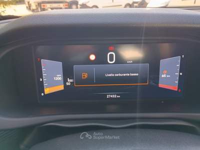 Jeep Avenger 100 CV Altitude Nero usata Monopoli