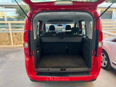 Fiat Doblò Dynamic Rosso usata Castellana Grotte