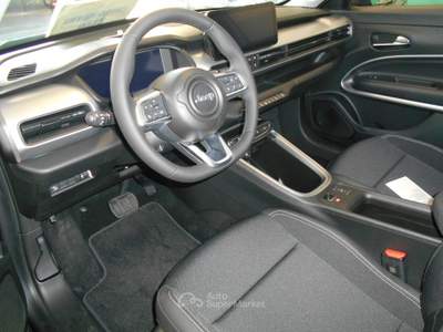 Jeep Avenger auto km0 Grigio usata Novara