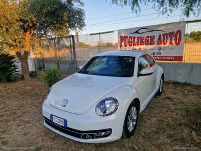 Volkswagen Maggiolino Maggiolino 2.0 TDI Design BMT Bianco usata Latiano