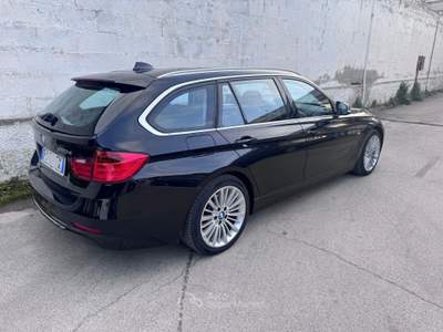 BMW Serie 3 320d 320 320d Touring Luxury Nero usata MOLFETTA