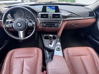 BMW Serie 3 320d 320 320d Touring Luxury Nero usata MOLFETTA