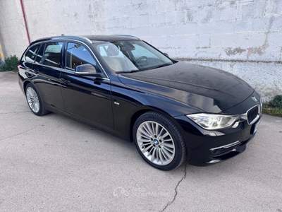 BMW Serie 3 320d 320 320d Touring Luxury Nero usata MOLFETTA