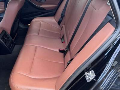BMW Serie 3 320d 320 320d Touring Luxury Nero usata MOLFETTA