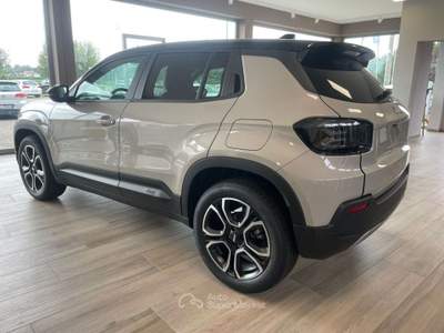 Jeep Avenger 1.2 Turbo 100 CV Summit Beige usata Scandiano