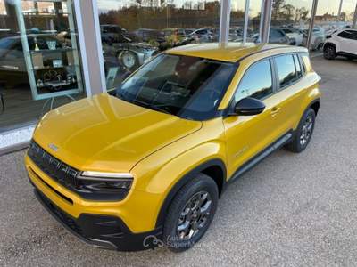 Jeep Avenger 1.2 Turbo 100 CV MHEV Longitude Giallo usata Scandiano