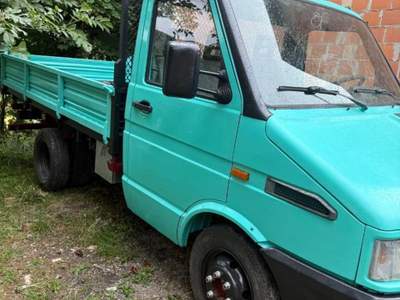 Iveco Daily  iveco daily 35-10 ribaltabile  Verde usata Tizzano Val Parma