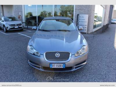 Jaguar XF XF 2.7D V6 Premium Luxury SOLO PER COMMERCIANTI Grigio usata San Paolo