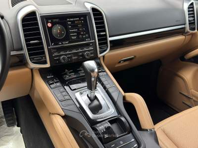 Porsche Cayenne 3.0 Diesel Tiptronic 250 cv Blu/Azzurro usata SANTERAMO IN COLLE