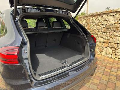 Porsche Cayenne 3.0 Diesel Tiptronic 250 cv Blu/Azzurro usata SANTERAMO IN COLLE