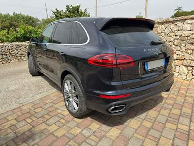 Porsche Cayenne 3.0 Diesel Tiptronic 250 cv Blu/Azzurro usata SANTERAMO IN COLLE