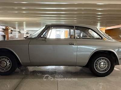 Alfa Romeo GT Alfa Romeo GT 1750 Veloce Quadrifoglio Oro Argento usata Solbiate con Cagno