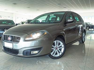 Fiat Croma FIAT CROMA MUST 1.9 Mj 150cv cambio automatico Euro 4 Grigio usata MANDATORICCIO Fiat Croma FIAT CROMA MUST 1.9 Mj 150cv cambio automatico Euro 4 Grigio usata MANDATORICCIO