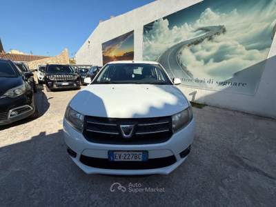 Dacia Sandero DACIA SANDERO 1.5 dci Laureate 75cv usata Olbia