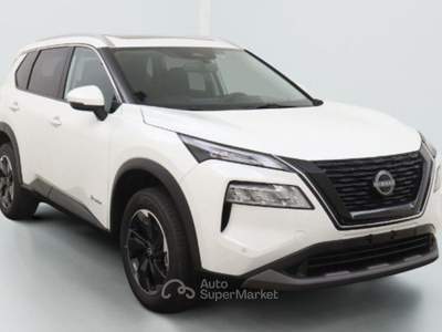 Nissan X-Trail e-Power e-4orce 4WD 7 posti Acenta Tetto Pan Bianco usata Liscate