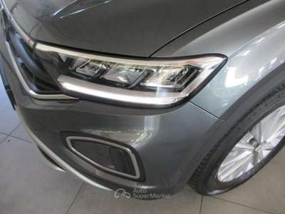 Volkswagen T-Roc 2.0 tdi Life 150cv dsg - KM ZERO Grigio usata Fossano