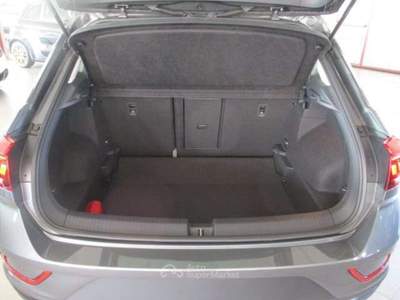 Volkswagen T-Roc 2.0 tdi Life 150cv dsg - KM ZERO Grigio usata Fossano