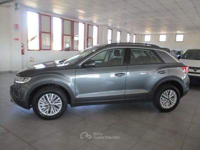 Volkswagen T-Roc 2.0 tdi Life 150cv dsg - KM ZERO Grigio usata Fossano