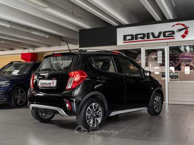 Opel Karl 1.0 Rocks 73cv my19 Nero usata Seveso