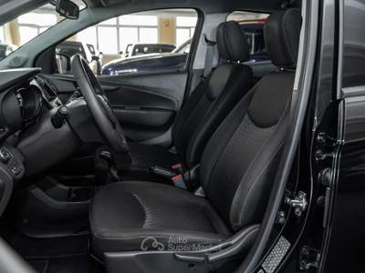 Opel Karl 1.0 Rocks 73cv my19 Nero usata Seveso
