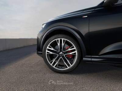 Audi Q5 2.0 tdi 204CV Sportback S line ed.quattro s-tronic Nero usata Sant'Egidio del Monte Albino