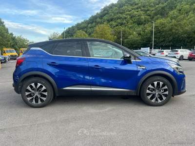 Renault Captur Captur Full Hybrid E-Tech 145 CV Techno Blu/Azzurro usata RIETI