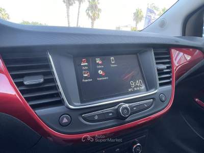Opel Crossland Crossland 1.5 ECOTEC D 110 CV Start&Stop GS Line Bianco usata MONOPOLI