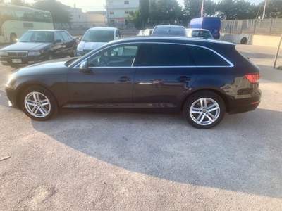 Audi A4 pochissimi Km! Blu/Azzurro usata MODUGNO