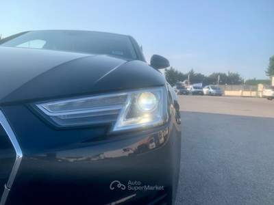 Audi A4 pochissimi Km! Blu/Azzurro usata MODUGNO