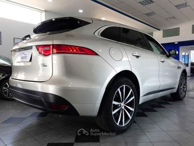 Jaguar F-Pace 2.0d 180 CV AWD R-SPORT usata Carlentini
