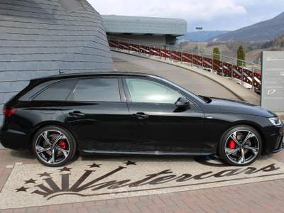 Audi A4 Avant 40TFSI quattro 3xS-line MATRIX-B&O Nero usata Denno