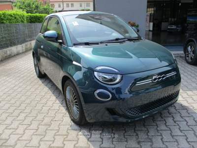 Fiat 500 Camera/Pack Comfort/Navi Verde usata Mogliano Veneto