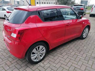Suzuki Swift IBRIDA - GPL Rosso usata Grottammare