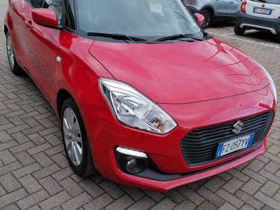Suzuki Swift IBRIDA - GPL Rosso usata Grottammare