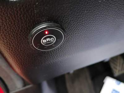 Suzuki Swift IBRIDA - GPL Rosso usata Grottammare