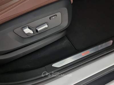 BMW X5 X5 xDrive30d xLine Bianco usata Reggio nell'Emilia