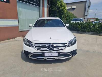 Mercedes-Benz Classe E d S.W. 4Matic Auto Premium All-Terrain Bianco usata PREVALLE