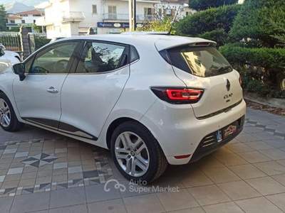 Renault Clio 1.5 dCi 8V 75 CV S&S 5p. Live Bianco usata Castrovillari